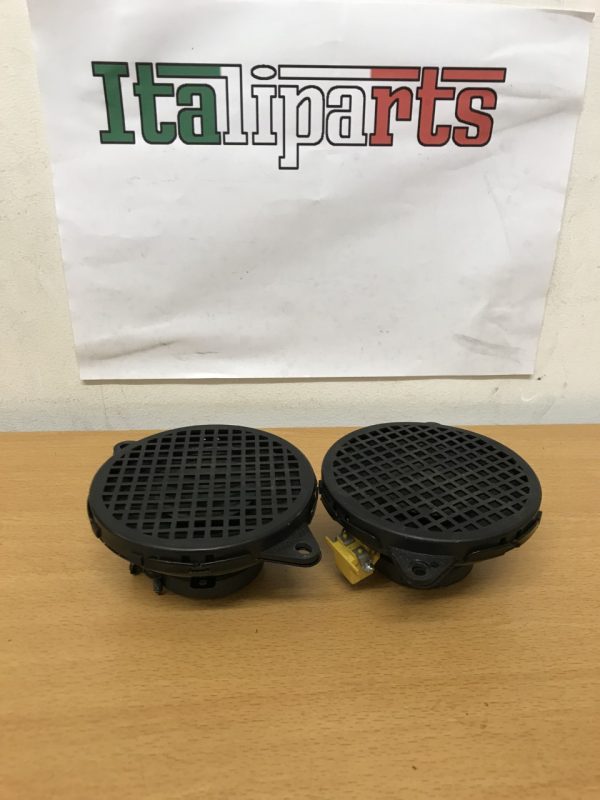 Speaker pair - rear - 46527917 - Fiat Punto 1999-2006 **USED PART**