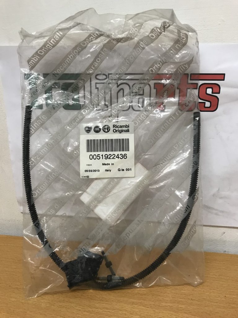 Windscreen wiper kit 51922436 Fiat 500 2012 on Alfa Romeo Giulietta