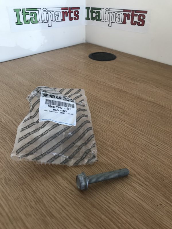 Screw - 5802376042 - Fiat