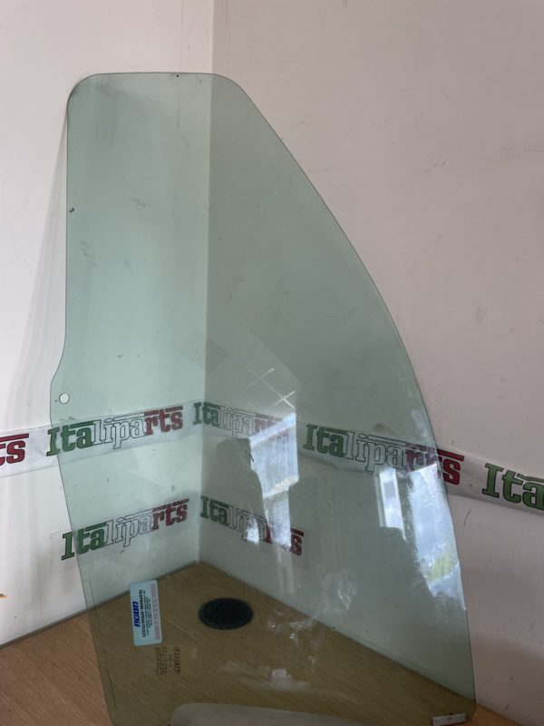 Front left door glass - E643R00048 - Fiat Punto MKII 3 door **used part, Collection only**