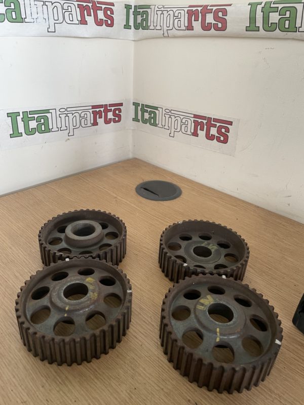 Cam shaft timing belt pulley set 60584430 and 60584431 - Alfa Romeo 147 156 GT GTV Spider 166 2.5/3.0/3.2 V6 24v **used parts**