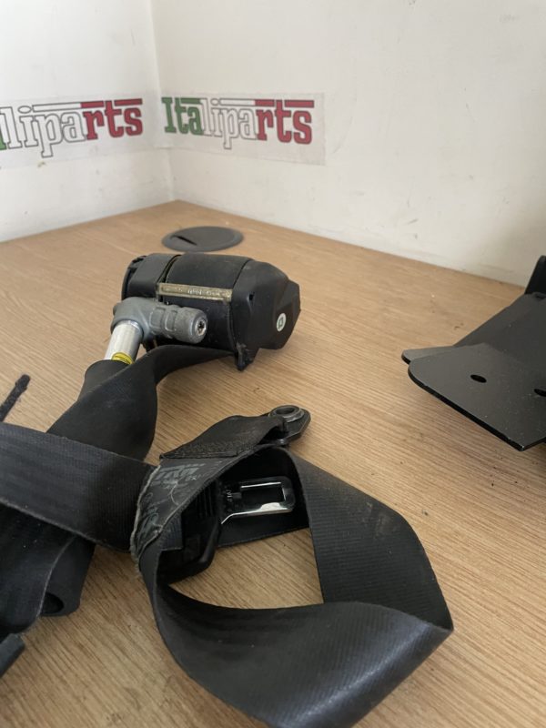 Seat belt front right - TRW B237 043087 - Alfa Romeo 166 **used part**