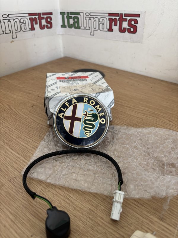 Boot badge push type - 50517364 - Alfa Romeo Brera Spider