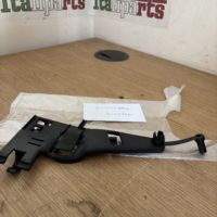 Front seat rail bracket right - 51790884 - Alfa Romeo 147 GT