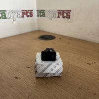 USB port - 156094160 - Alfa Romeo Giulietta 2010