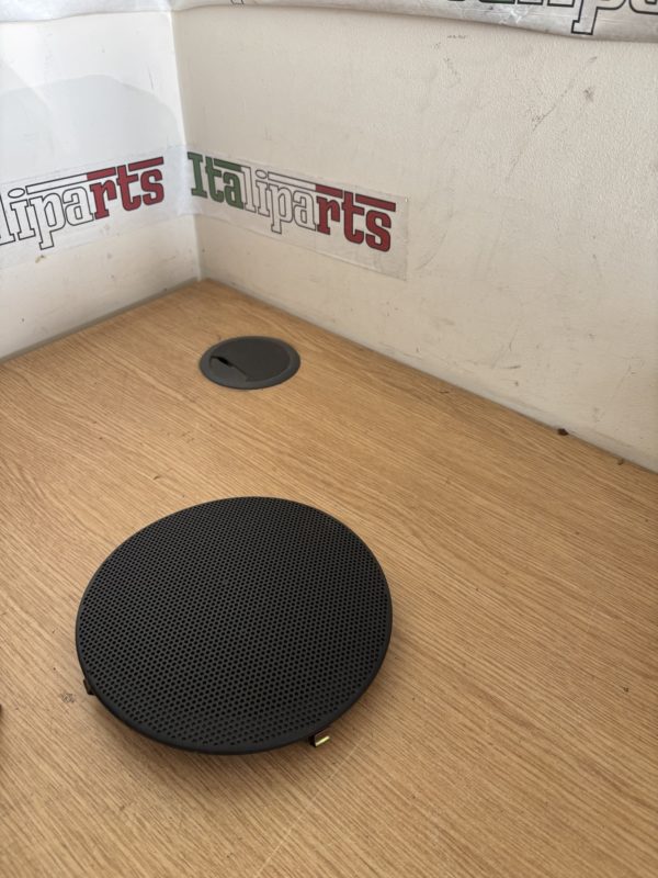 Speaker cover - 152018000 - Alfa Romeo 156 **used part**