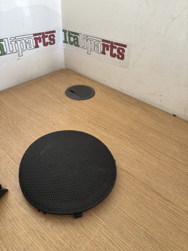 Speaker cover - 152992000 - Alfa Romeo 156 **used part**