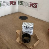 Transmission roller cage - 55211211 68120320AA - Alfa Romeo Giulietta & Fiat Doblo 2011-2022 Punto Abarth Evo 2010-2013