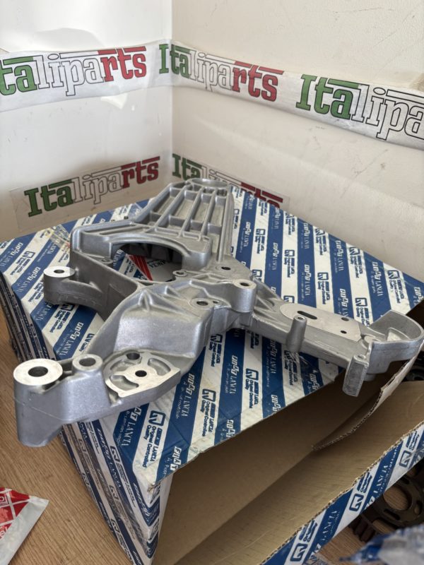Alternator bracket - 60607958 - Fiat Coupe 1750 16v