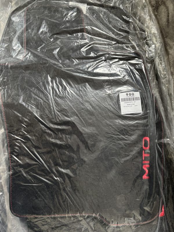 Mat set with red script - 50903573 - Alfa Romeo MiTo 2013 on two fixing type