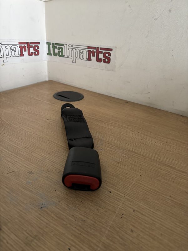 Seat belt clasp rear - 56074 - Alfa Romeo 166 **used part**