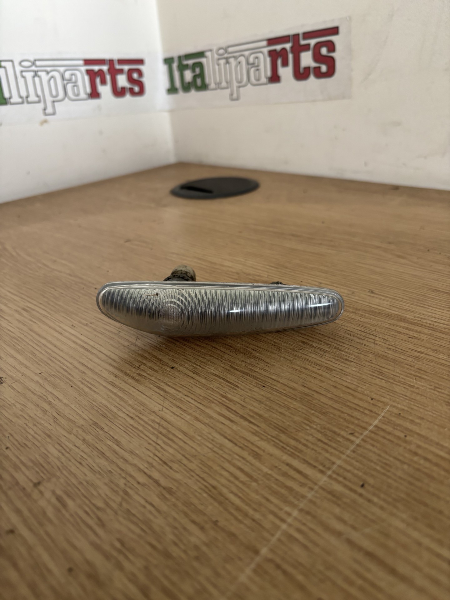 Wing repeater left - 60597300 - Alfa Romeo 166 **used part**