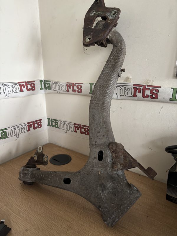 Control arm rear right - 60651518 - Alfa Romeo 166 **used part**