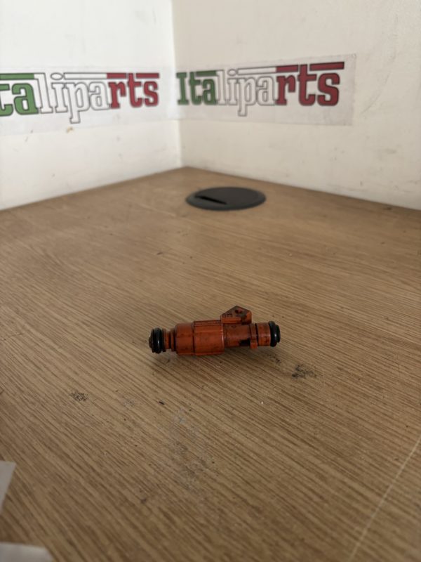 Injector - 60667012   Bosch 0280 155 769 - Alfa Romeo 145 146 147 156 166 GTV Spider GT TS **used part**