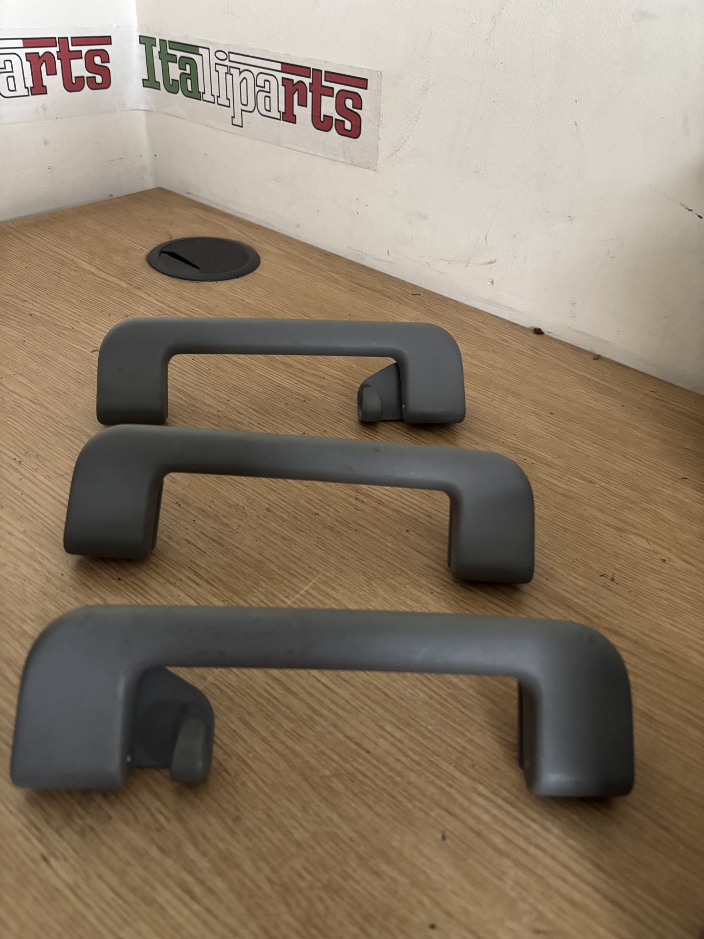 Grab handle set - A739 - Alfa Romeo 166 **used parts**