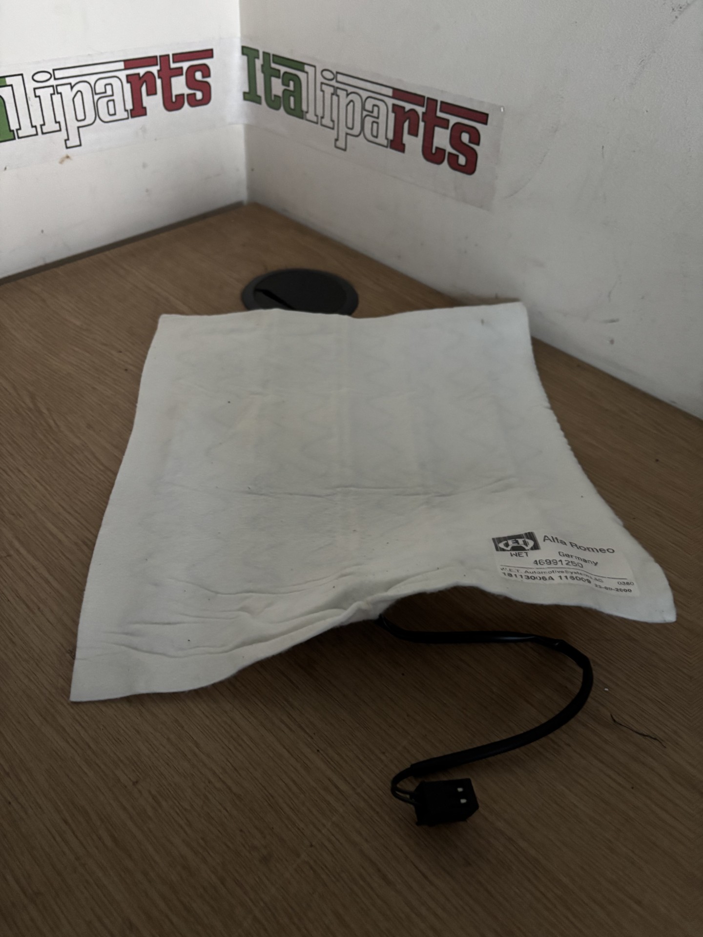 Heated pad front seat back - 46991250 - Alfa Romeo 166 **used part**