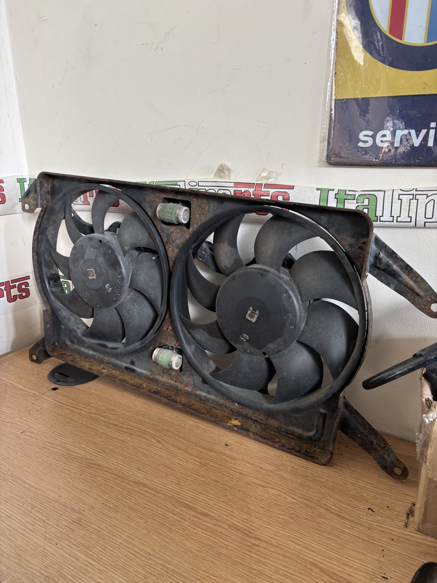 Radiator fan - 60624712 - Alfa Romeo 156 2.5 V6 **used part**