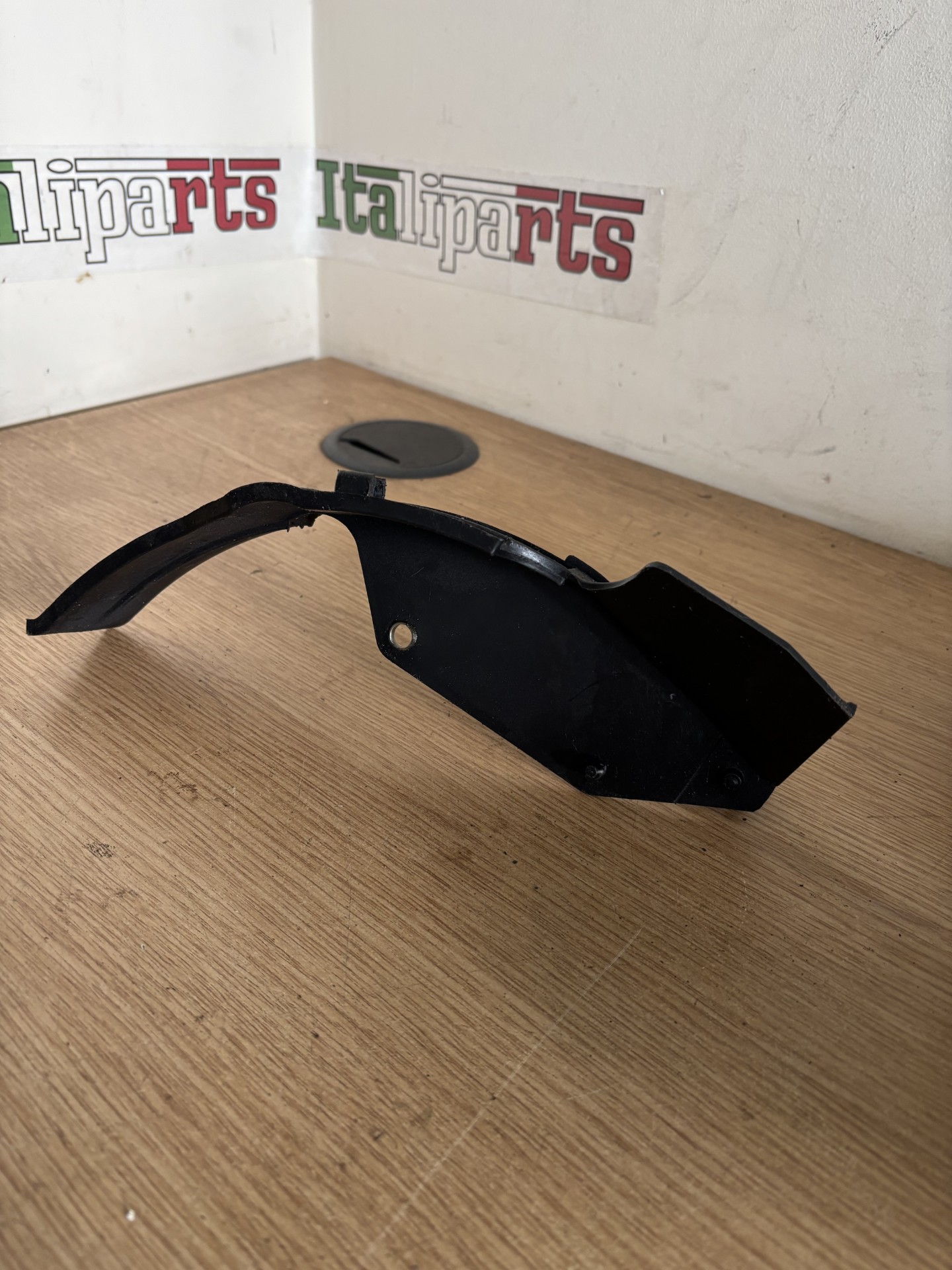 Power steering pump bracket - 60653292 - Alfa Romeo 147 156 166 GTV Spider GT TS **used part**