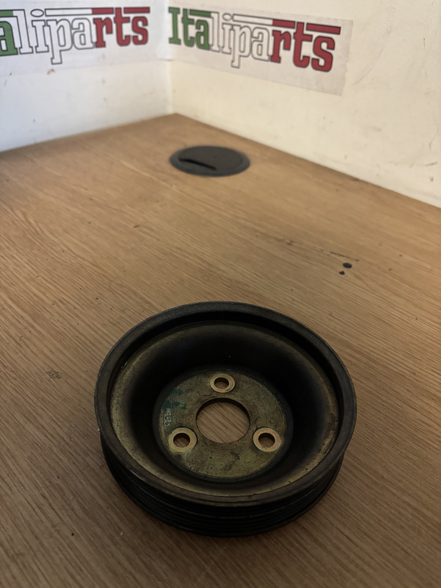 Power steering pump pulley - A023 - Alfa Romeo 147 156 GTV Spider 166 TS **used part**