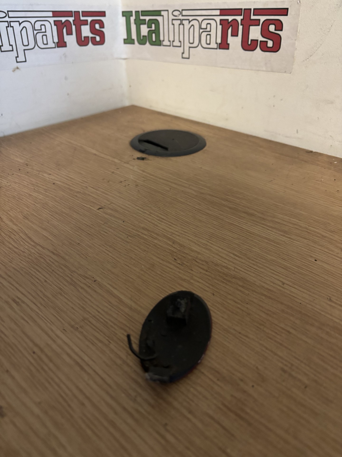 Tow eye cover rear Rosso red - Alfa Romeo 156 original **used part**